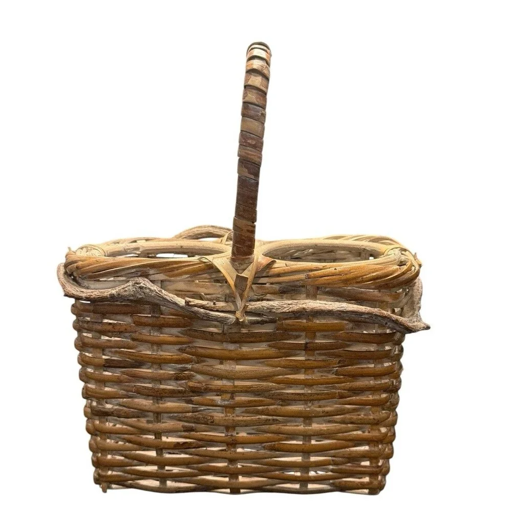 Vintage Wine Wicker Rattan Woven Basket Bottle Holder Grape Branch Very Unique